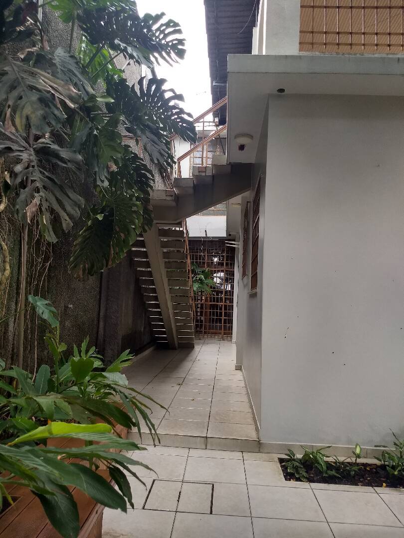 Casa à venda com 5 quartos, 297m² - Foto 10