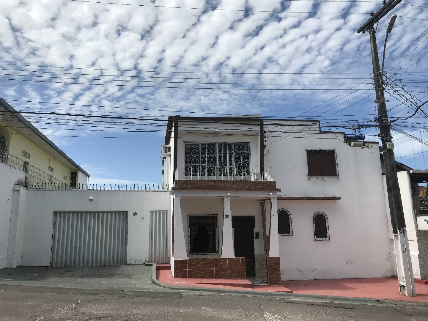 Casa à venda com 6 quartos, 720m² - Foto 2