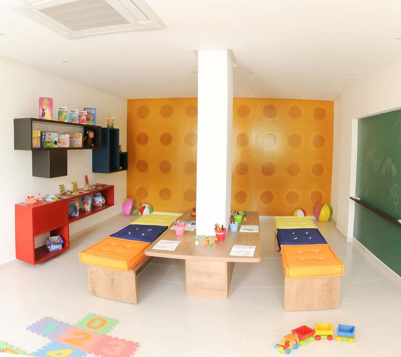 Apartamento à venda com 3 quartos, 81m² - Foto 19