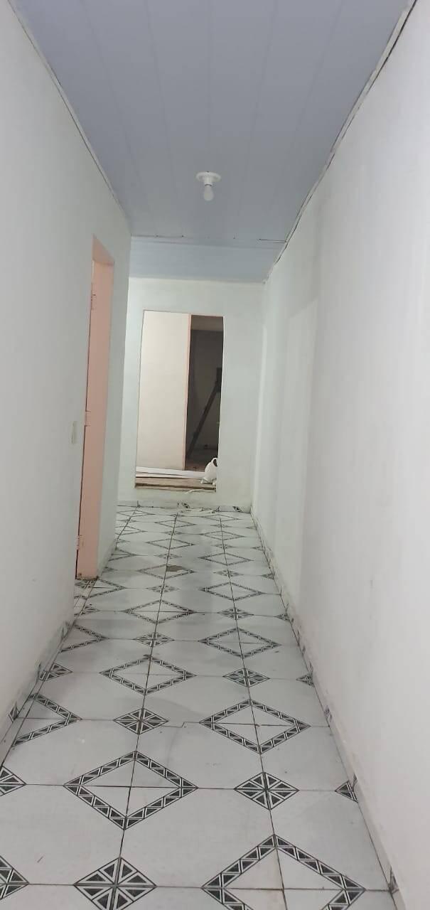 Casa à venda com 3 quartos, 52m² - Foto 5