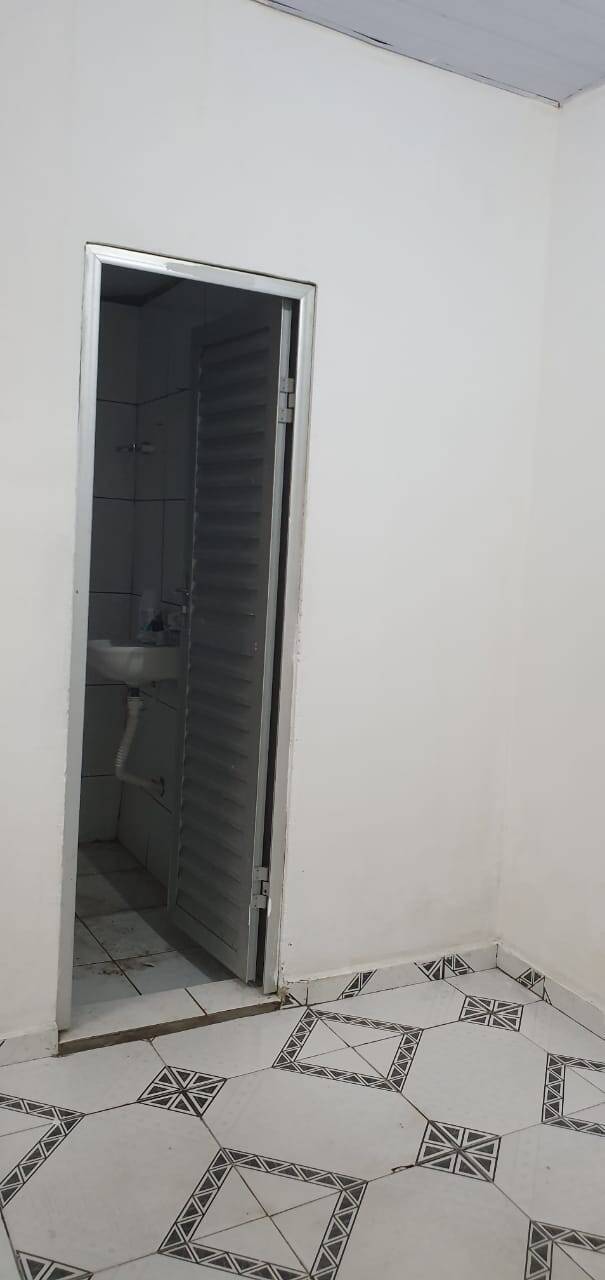 Casa à venda com 3 quartos, 52m² - Foto 6