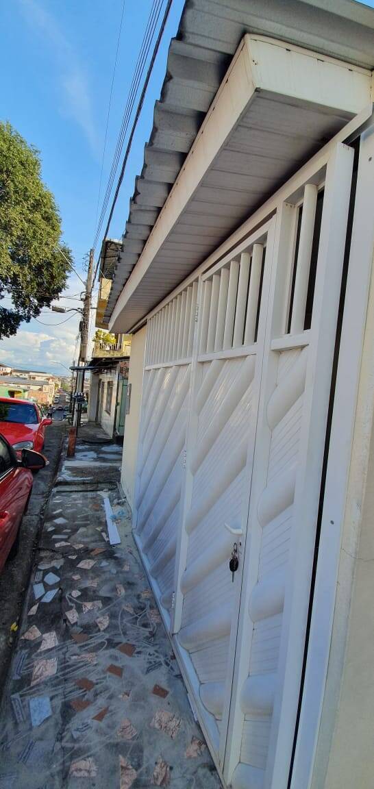 Casa à venda com 3 quartos, 52m² - Foto 8