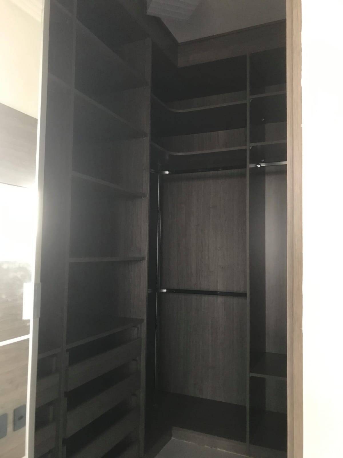 Apartamento à venda com 3 quartos, 112m² - Foto 2