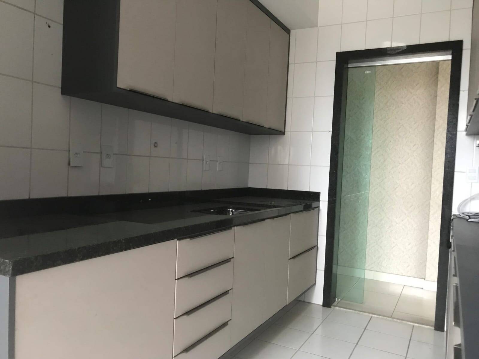 Apartamento à venda com 3 quartos, 112m² - Foto 28