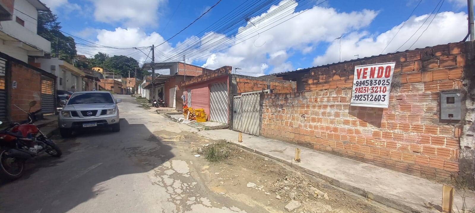 Casa à venda com 2 quartos, 200m² - Foto 2