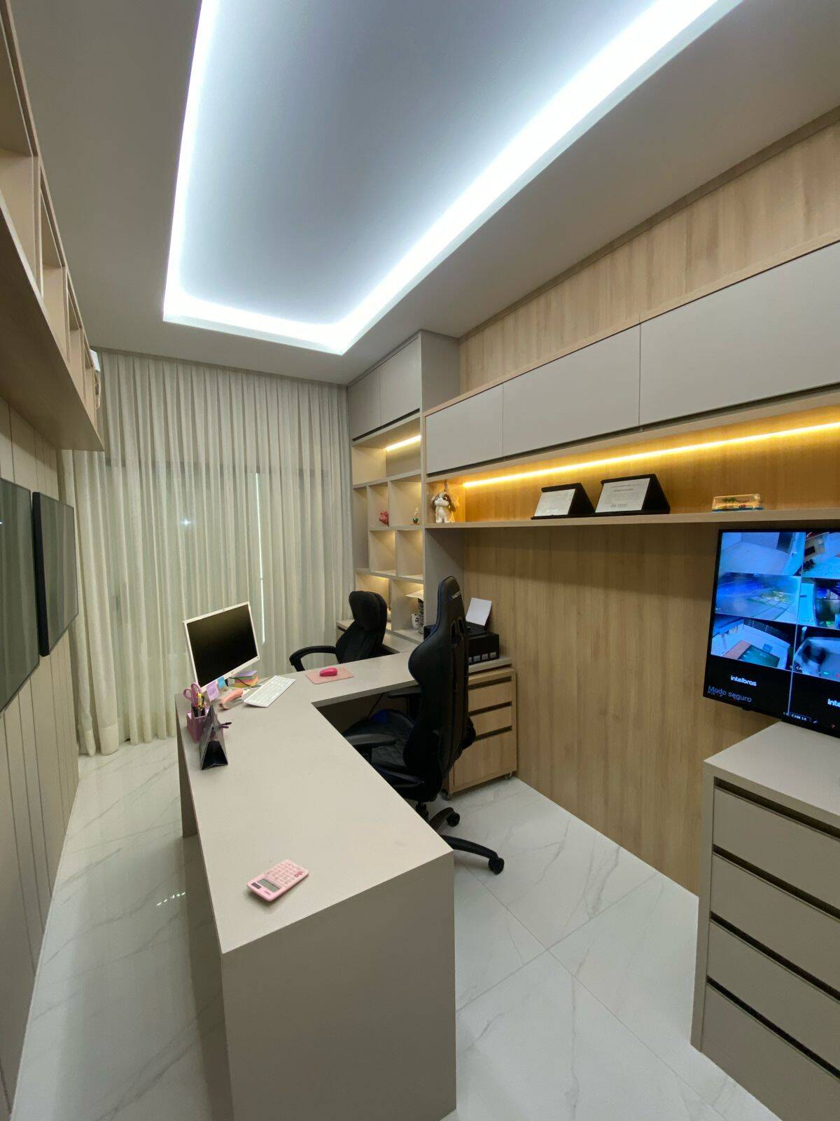 Casa de Condomínio para alugar com 3 quartos, 280m² - Foto 39