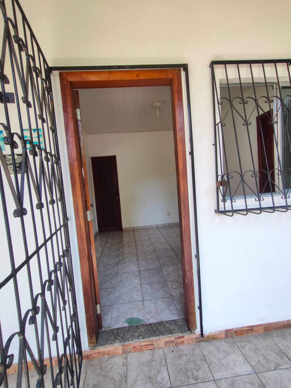 Casa à venda com 2 quartos, 90m² - Foto 10