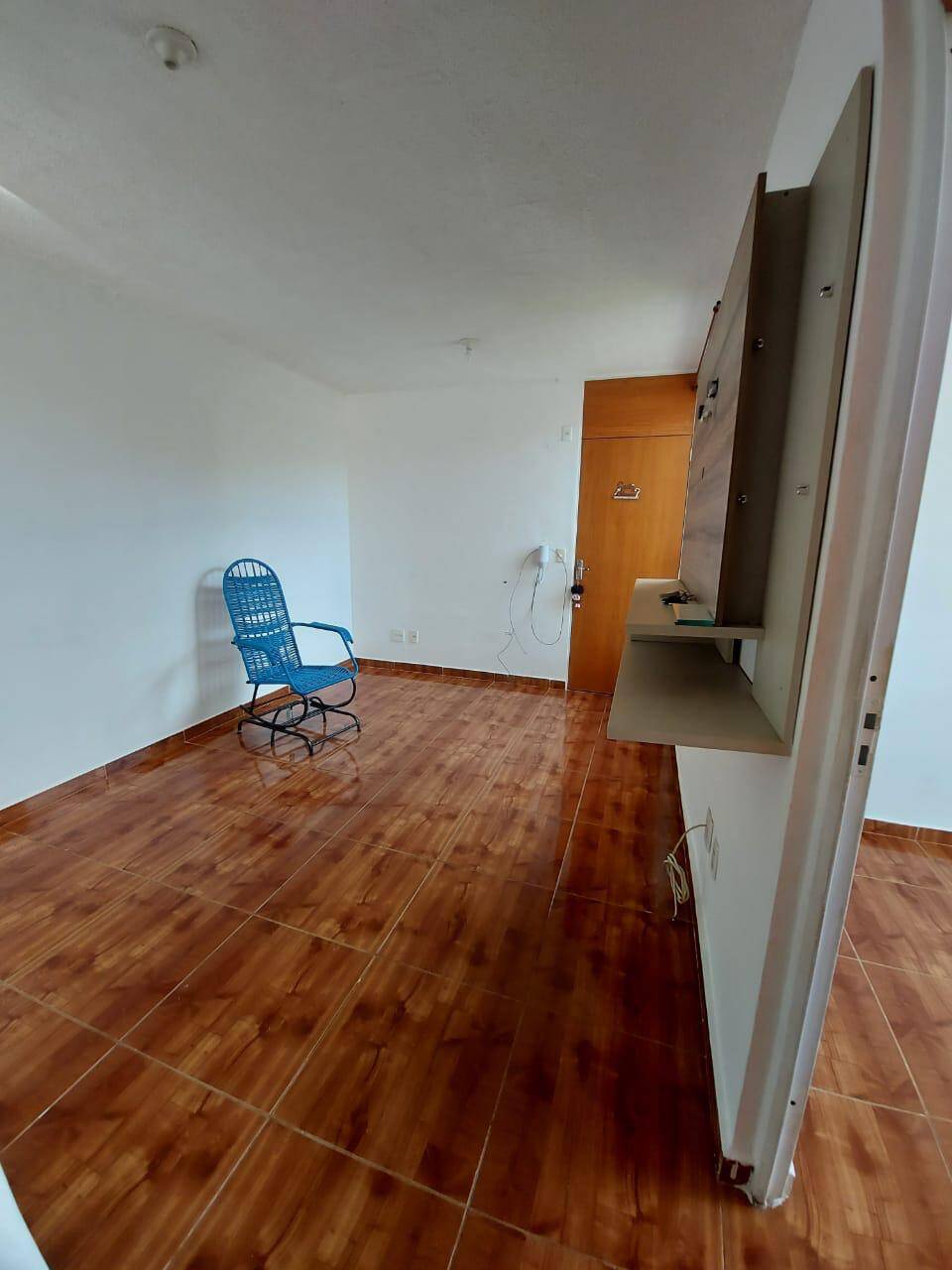 Apartamento à venda com 2 quartos, 42m² - Foto 3