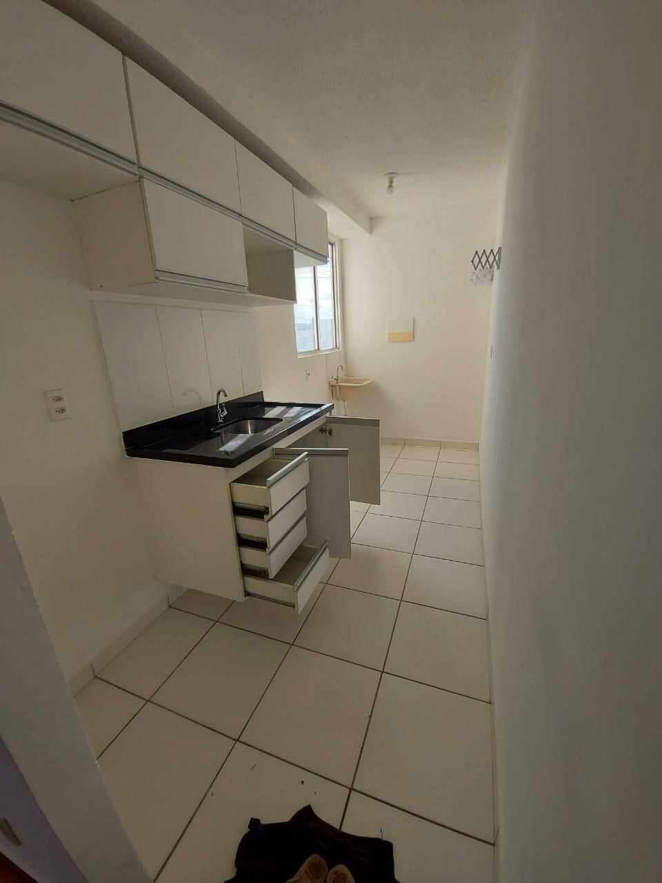 Apartamento à venda com 2 quartos, 42m² - Foto 4