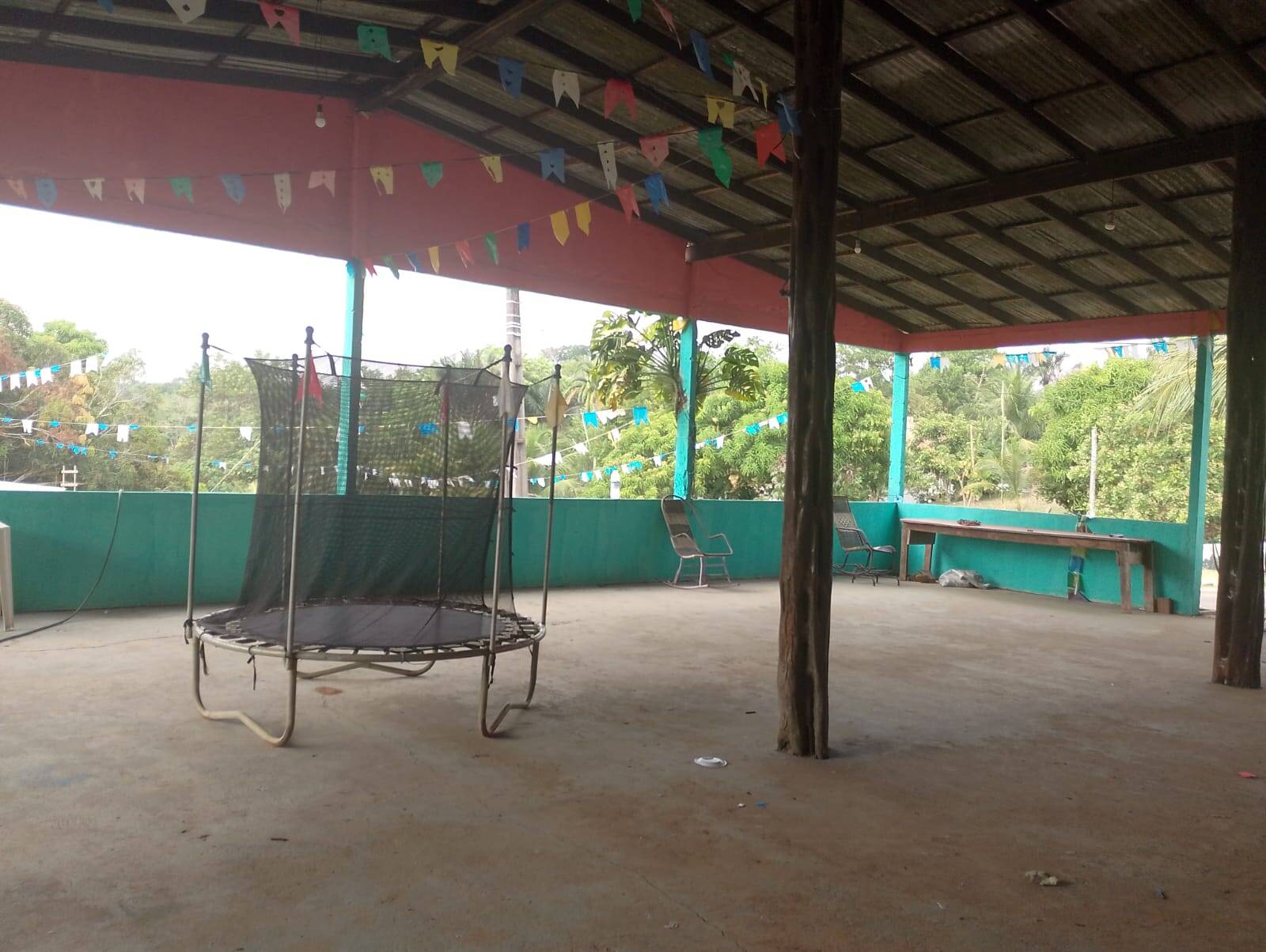 Sítio à venda com 2 quartos, 300m² - Foto 8