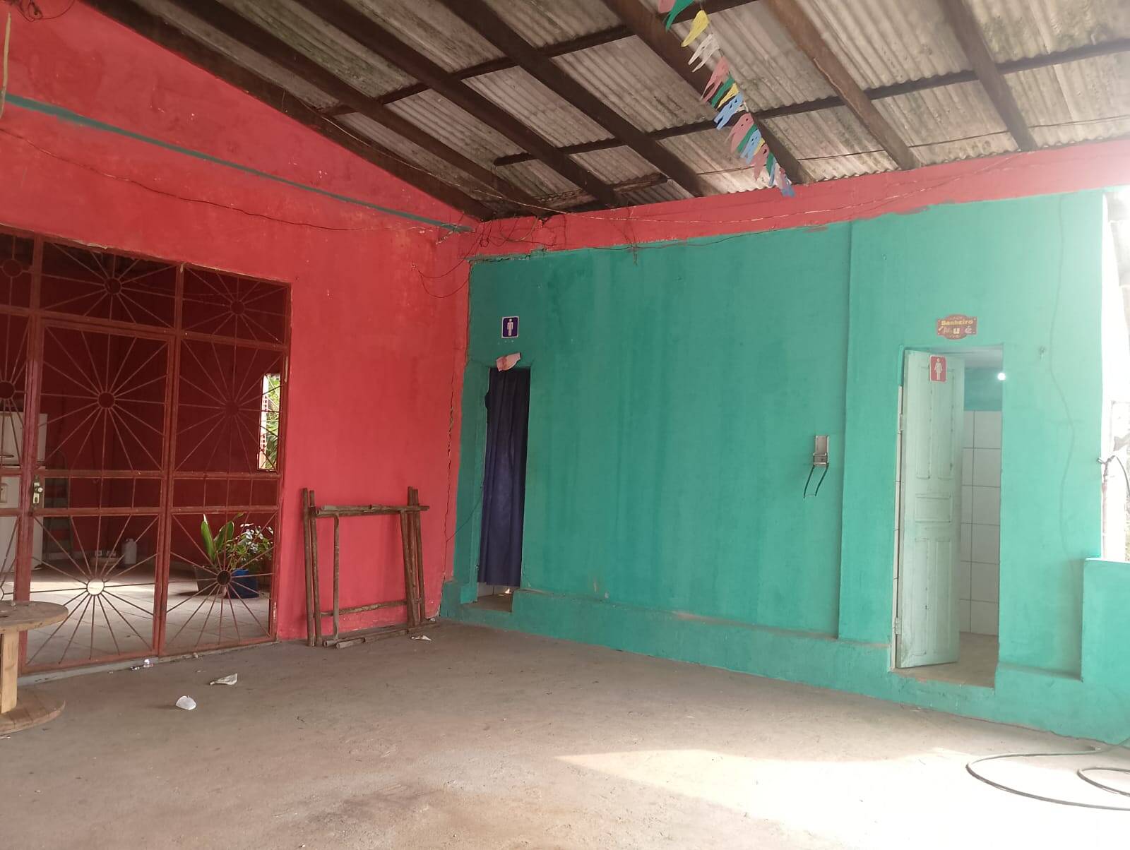 Sítio à venda com 2 quartos, 300m² - Foto 13