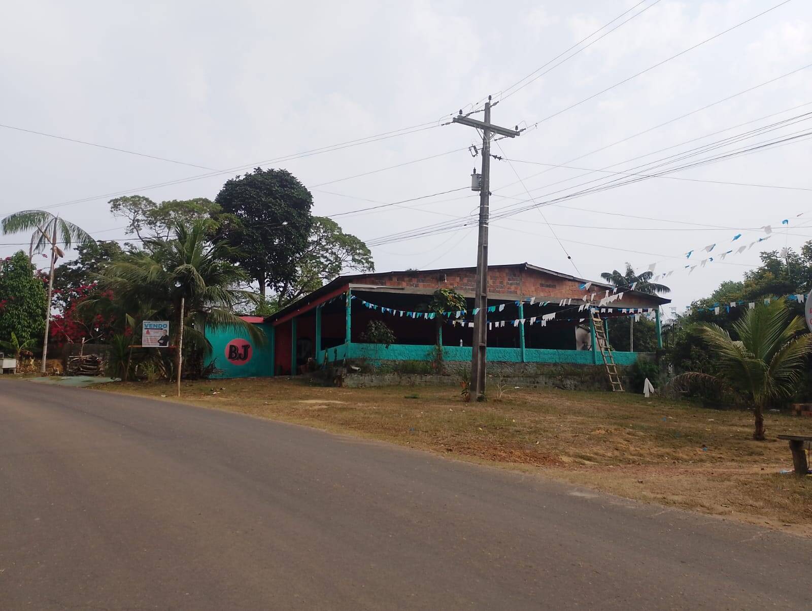 Sítio à venda com 2 quartos, 300m² - Foto 21