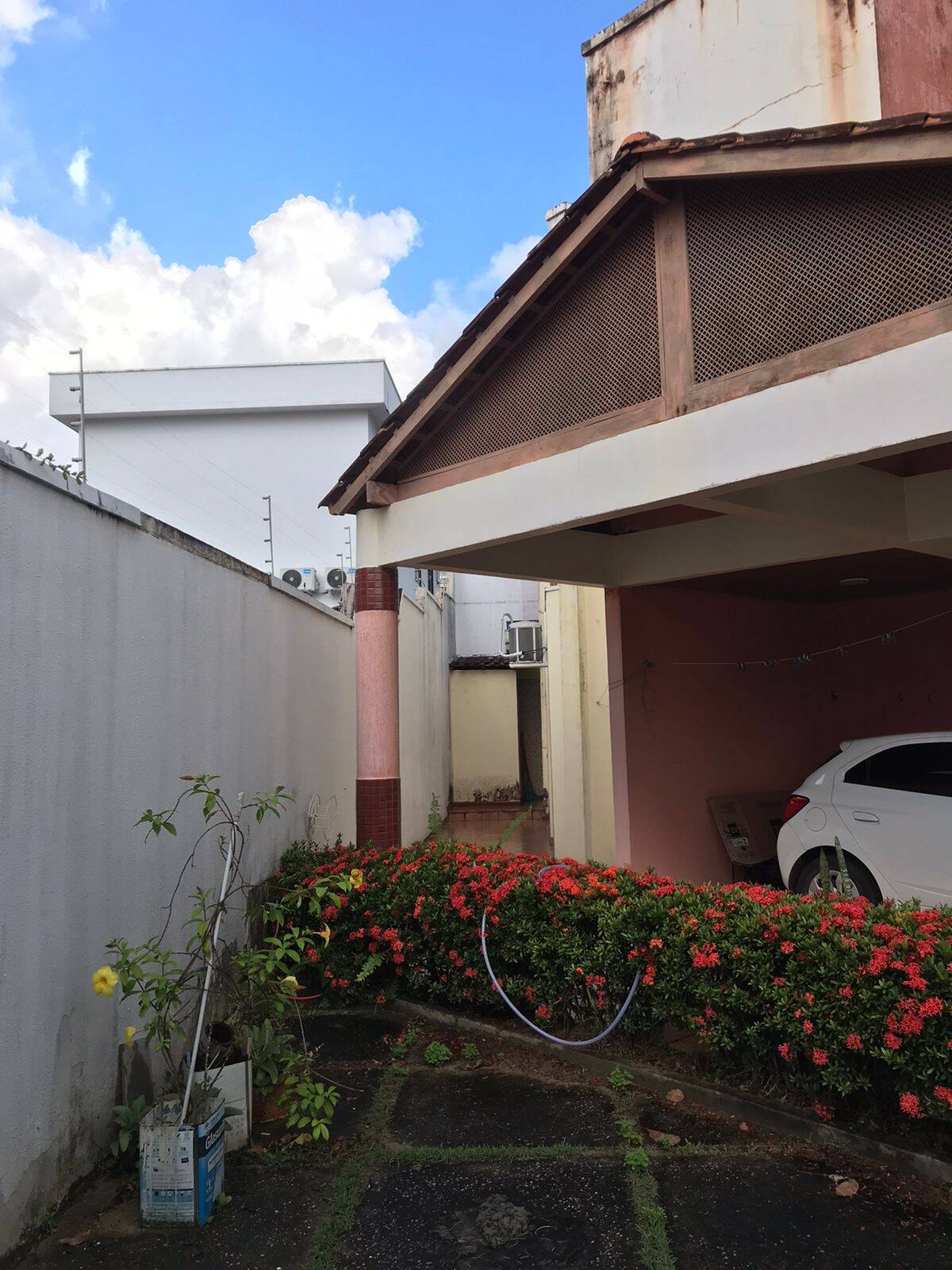 Casa à venda com 3 quartos, 600m² - Foto 11