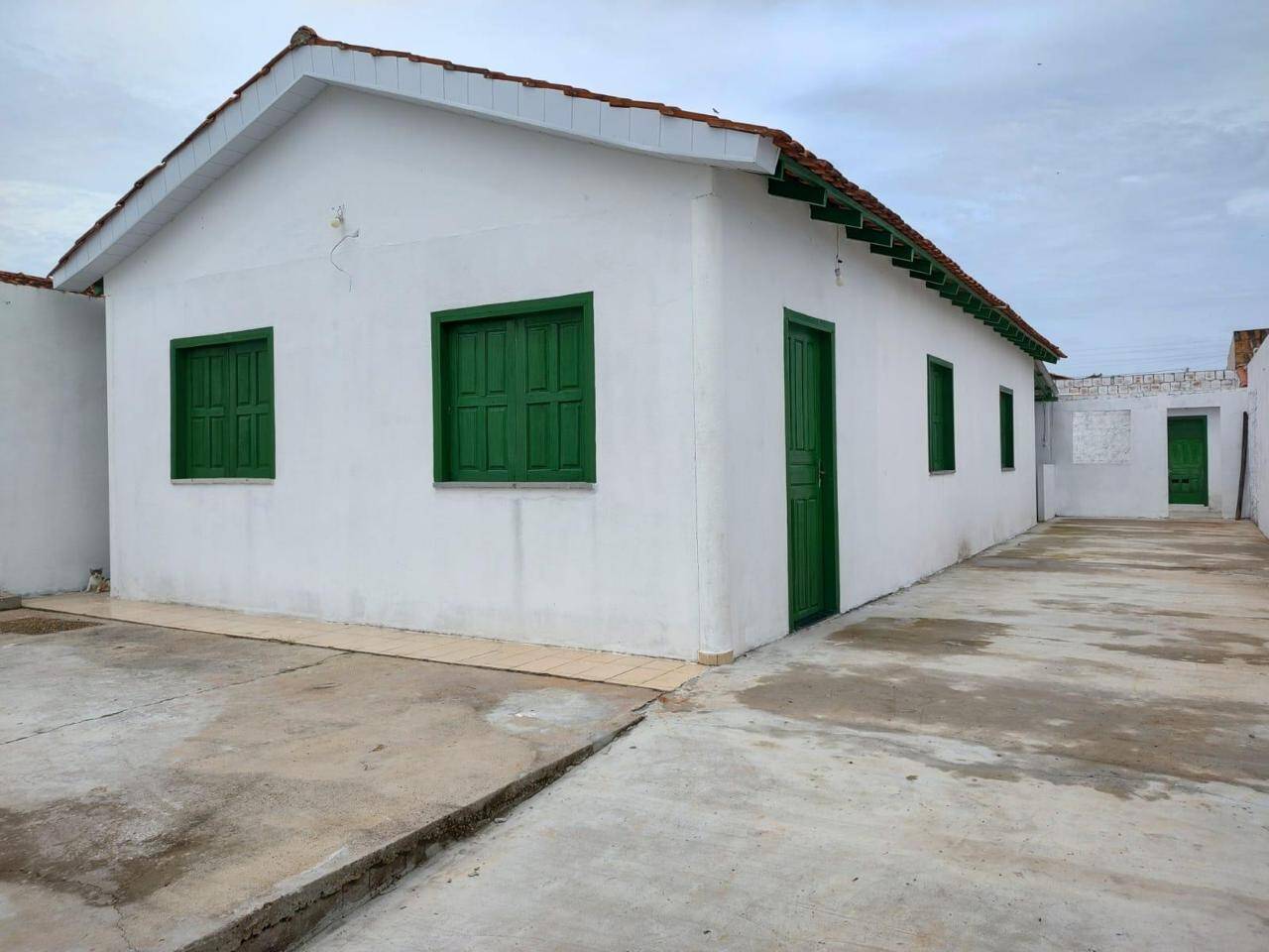 Casa à venda com 2 quartos - Foto 1