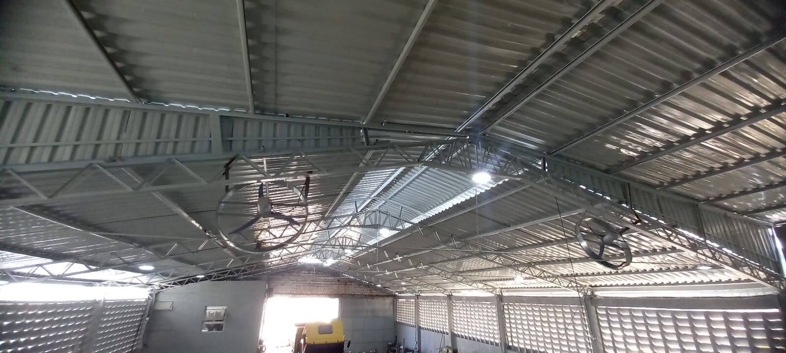 Depósito-Galpão-Armazém para alugar, 750m² - Foto 11