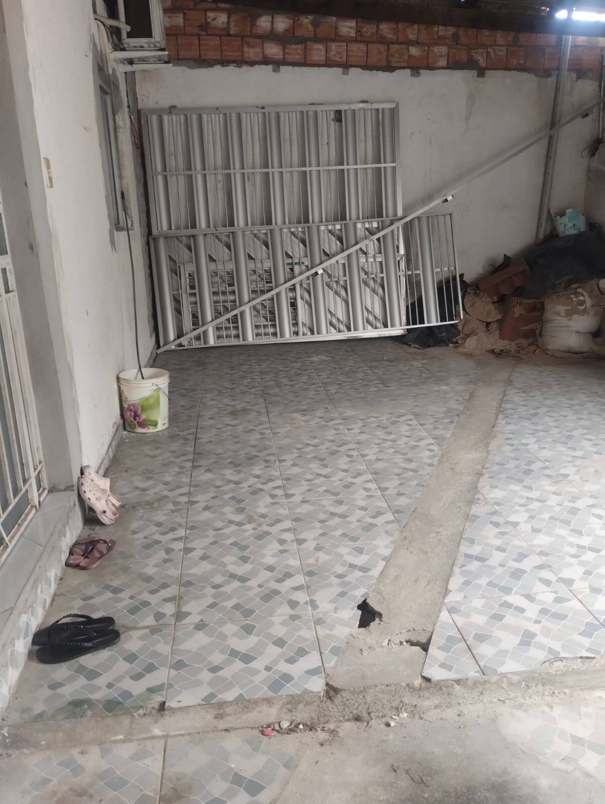 Casa à venda com 2 quartos, 140m² - Foto 8