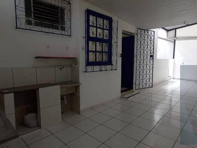 Ponto Comercial para Locação em Manaus - 4