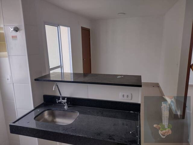 #1319 - Apartamento para Locação em Manaus - AM - 3